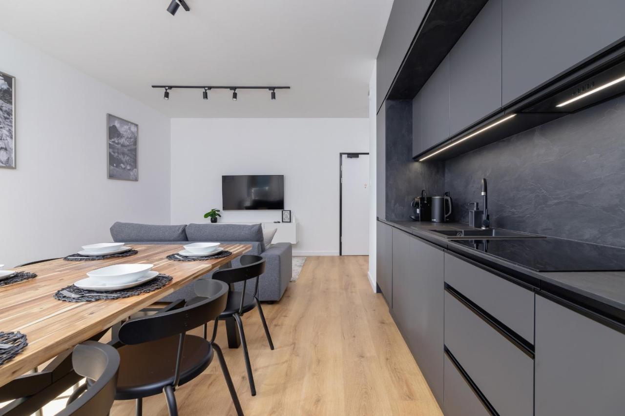 Luxurious Apartment Rakowicka Krakow By Renters Prestige Buitenkant foto